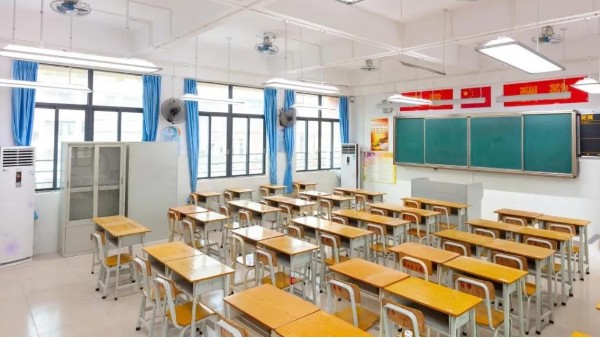 近視防控，教室照明選擇有標(biāo)準(zhǔn)有照明設(shè)計更護(hù)眼