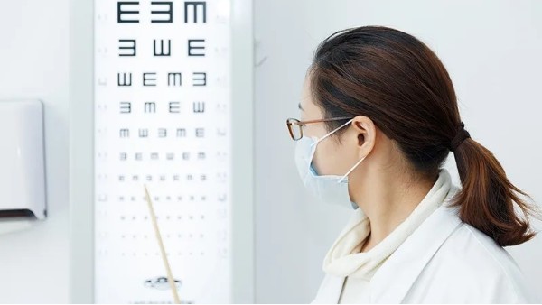 如何通過教室照明，做好青少年的近視防控？